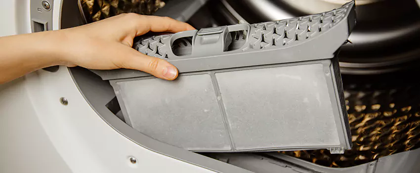 Signs Of A Clogged Dryer Lint Trap in Port Washington, New York